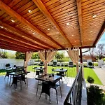 住宿加早餐酒店 Lotus House 3*