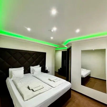 فندق مبيت وإفطار Lotus House 3*