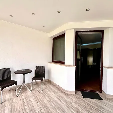 Lotus House 3* Halasztelek