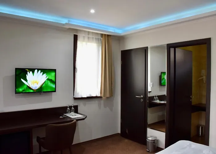 Lotus House *